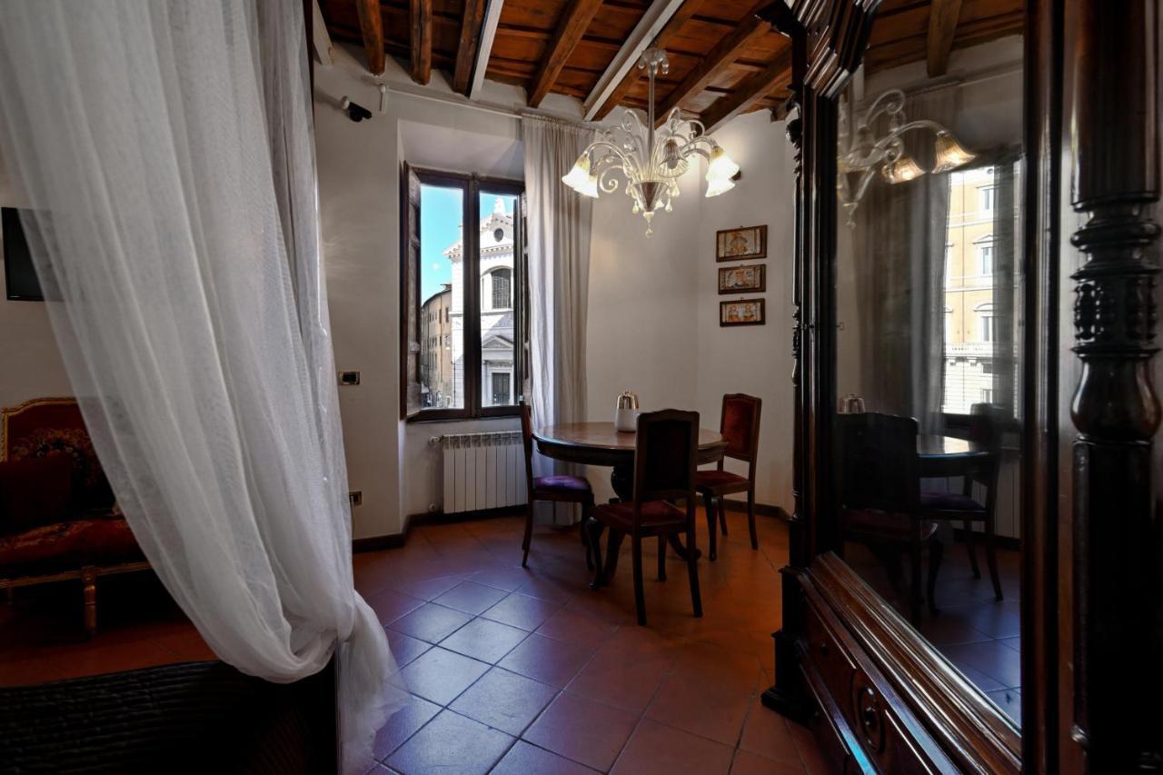 Vicolo Dell'Aquila - Residenze Romanae Extérieur photo