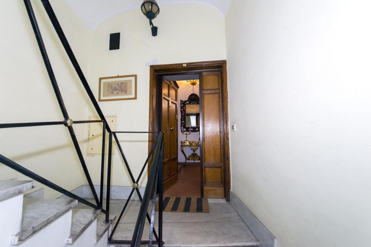 Vicolo Dell'Aquila - Residenze Romanae Extérieur photo